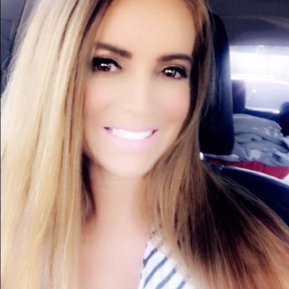 Meet your Posher, Denise